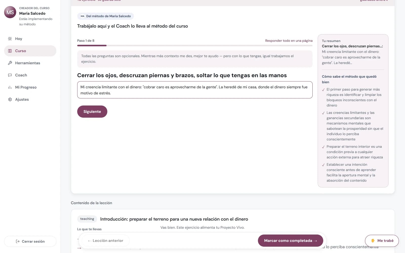 Workbook interactivo: el alumno responde y la IA lo trabaja con el criterio del curso